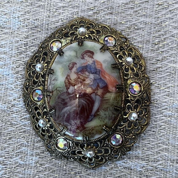 Vintage Hand Painted Gold Tone Brooch / Pin with Pearls and Crystals - Picture 1 of 8